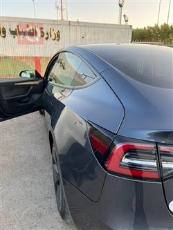 تسلا موديل 3